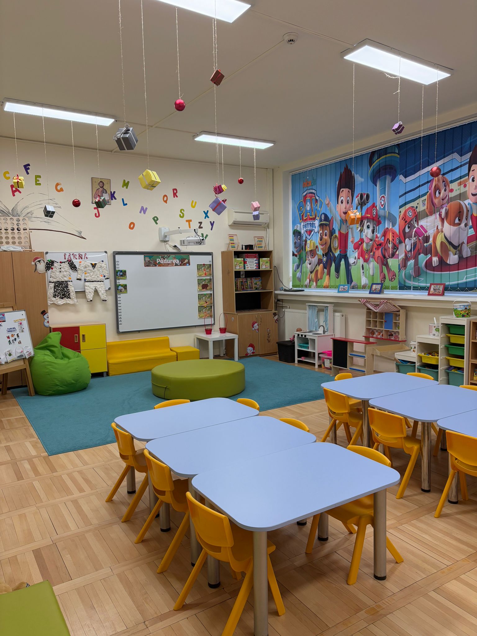 Școala Gimnazială nr. 183 - sală de clasă